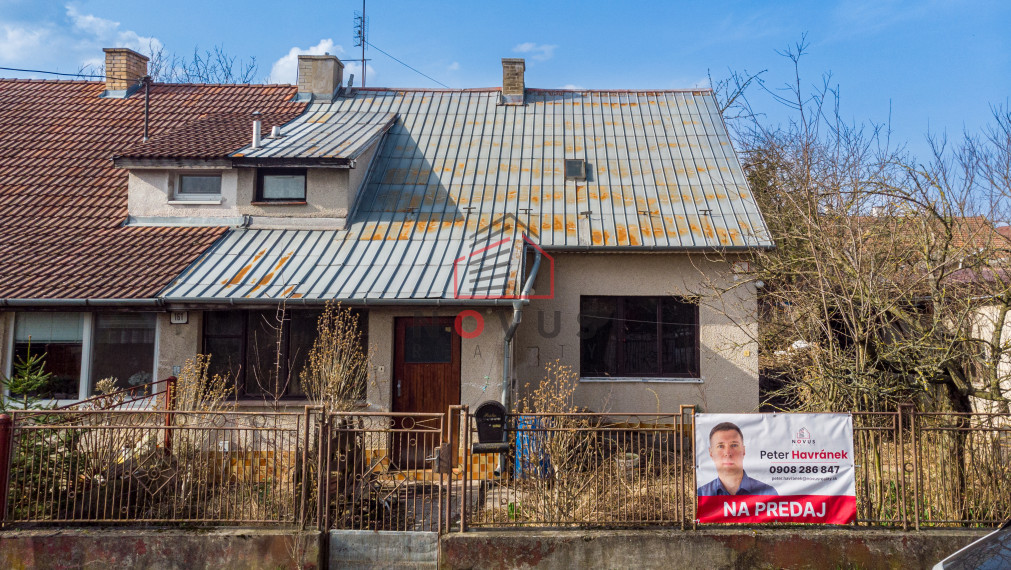 REZERVOVANÉ!!! Na predaj starší rodinný dom s pozemkom 493 m2, Dubnica nad Váhom, ul. Lieskovská