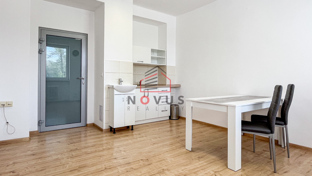 Na prenájom kancelárske priestory  Dubnica nad Váhom, ul. Obrancov mieru