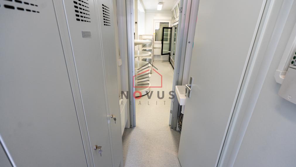 Na prenájom obchodné priestory 65 m2, Dubnica nad Váhom, ul. Obrancov mieru