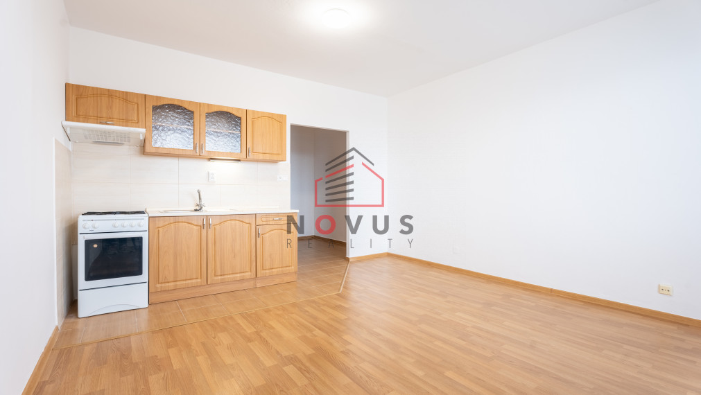 --PREDANÉ--Garsónka 29m2, Dubnica nad Váhom, ul. Pod Hájom