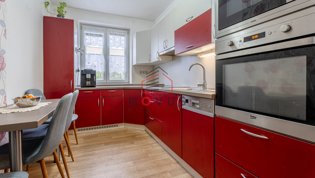Na predaj 3 izbový byt, 71 m2, lodžia,  Pruské