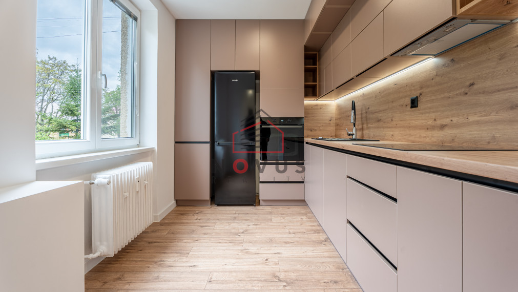 PREDANÉ - 2izbový byt,Nová Dubnica, Komenského sady,2balkóny