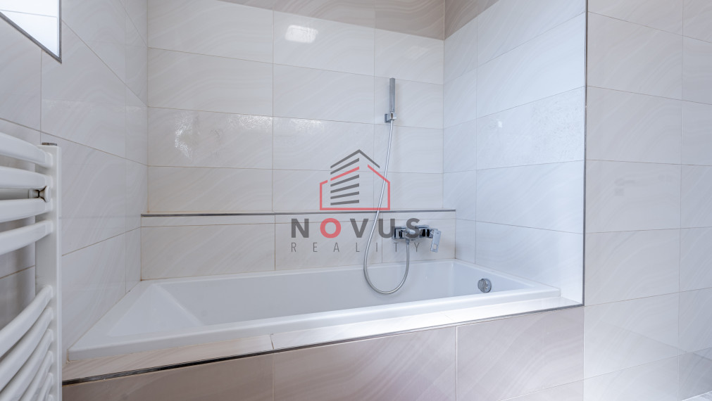 --PREDANÉ--  4izbový bungalov s garážou, Trenčianska Turná