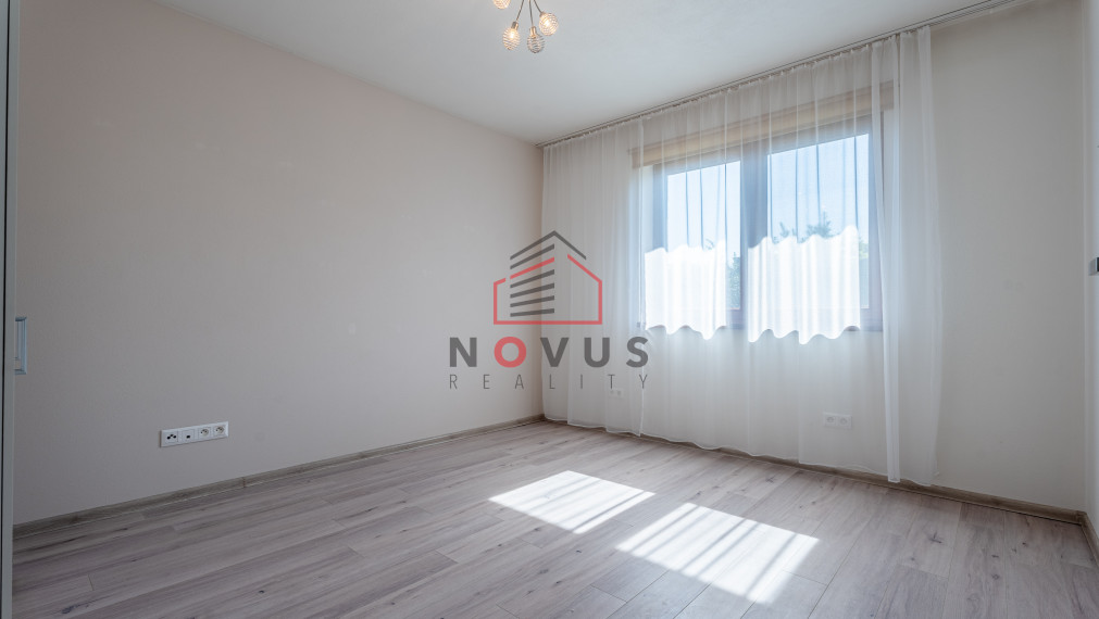 --PREDANÉ--  4izbový bungalov s garážou, Trenčianska Turná