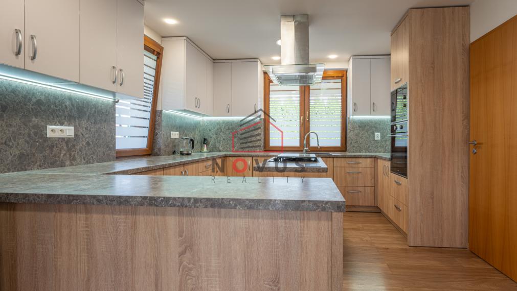 Na predaj rodinný dom - bungalov, Košeca