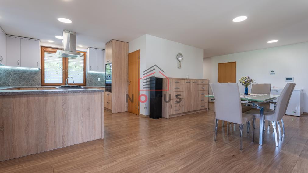 Na predaj rodinný dom - bungalov, Košeca