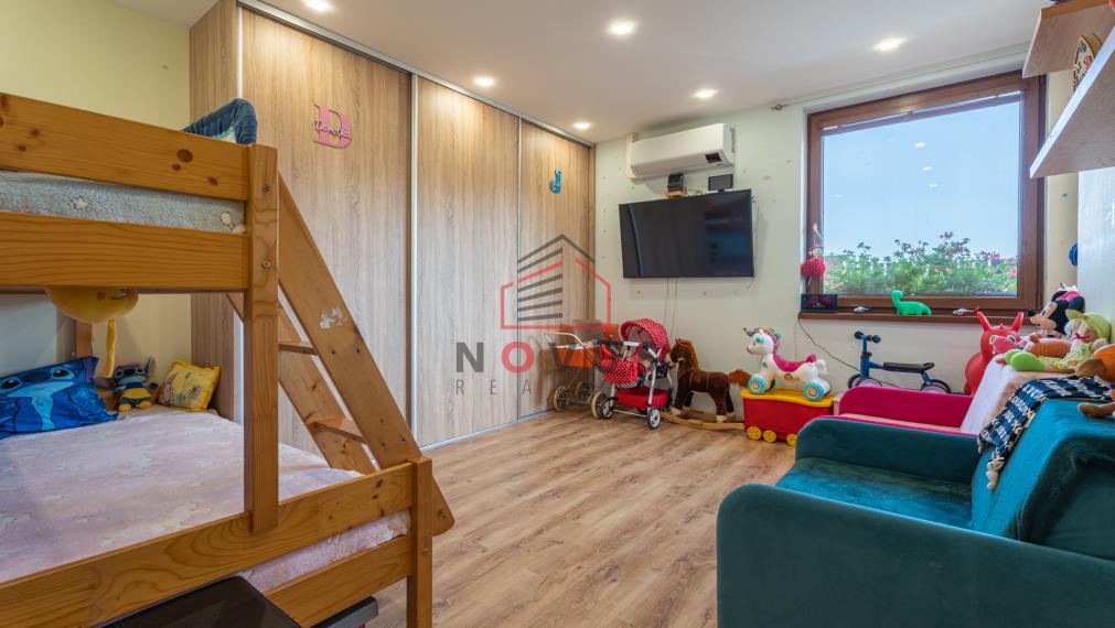 Na predaj rodinný dom - bungalov, Košeca