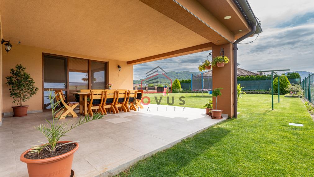 Na predaj rodinný dom - bungalov, Košeca