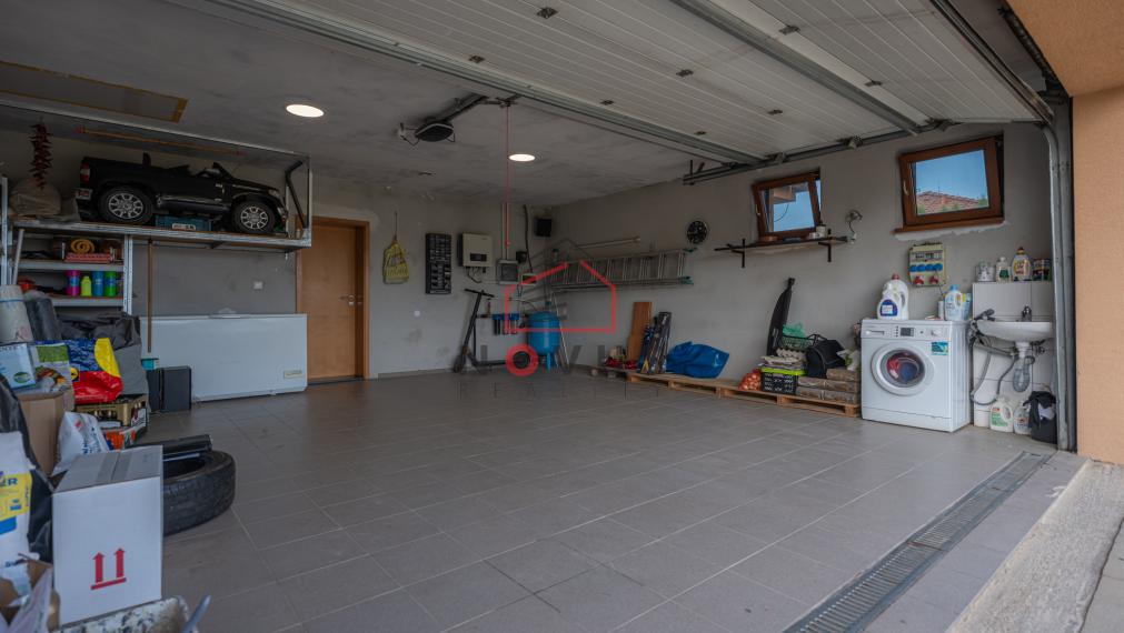 Na predaj rodinný dom - bungalov, Košeca