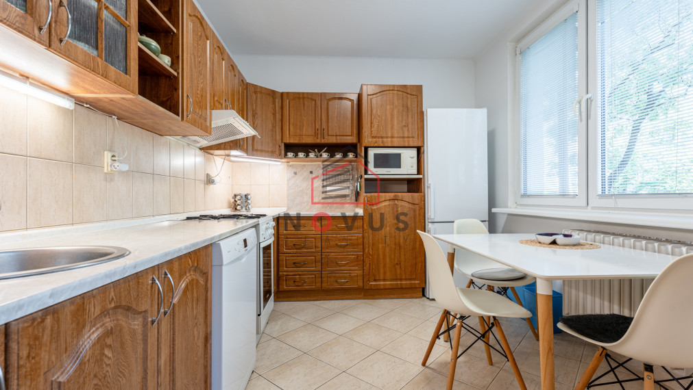 Na prenájom 3 izbový byt ,  67 m2 , Trenčín Juh, ul. Západná