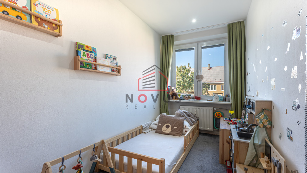 --REZERVOVANÉ-- 3izbový byt, Nová Dubnica