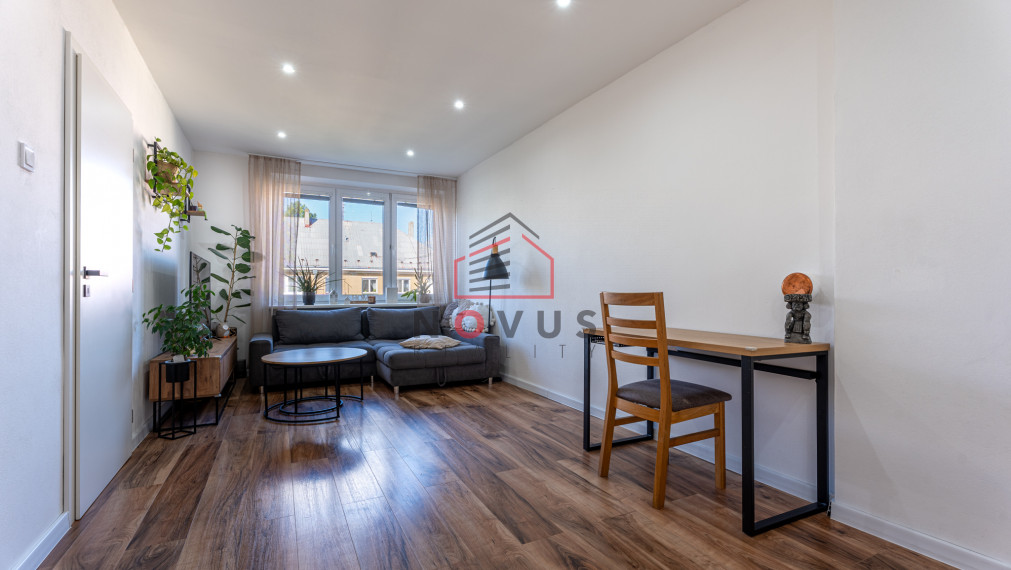 --REZERVOVANÉ-- 3izbový byt, Nová Dubnica