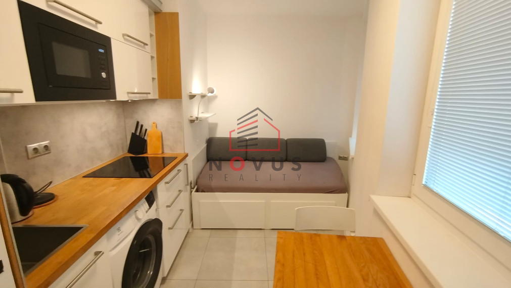 Na prenájom moderná garsónka 18,5 m2 ,Dubnica nad Váhom, ul.Obrancov mieru