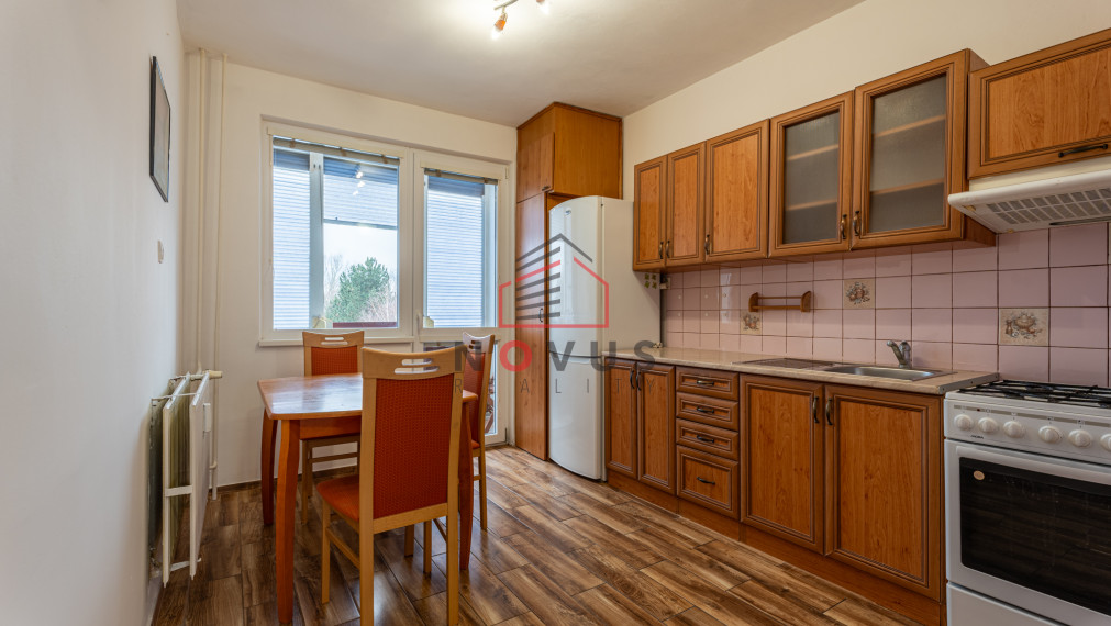 REZERVOVANÉ!!!Na predaj 3 izbový byt, 68 m2, Dubnica nad Váhom, Pod hájom