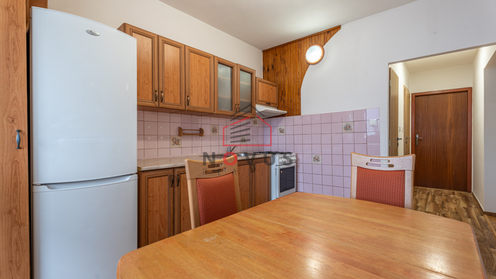 REZERVOVANÉ!!!Na predaj 3 izbový byt, 68 m2, Dubnica nad Váhom, Pod hájom