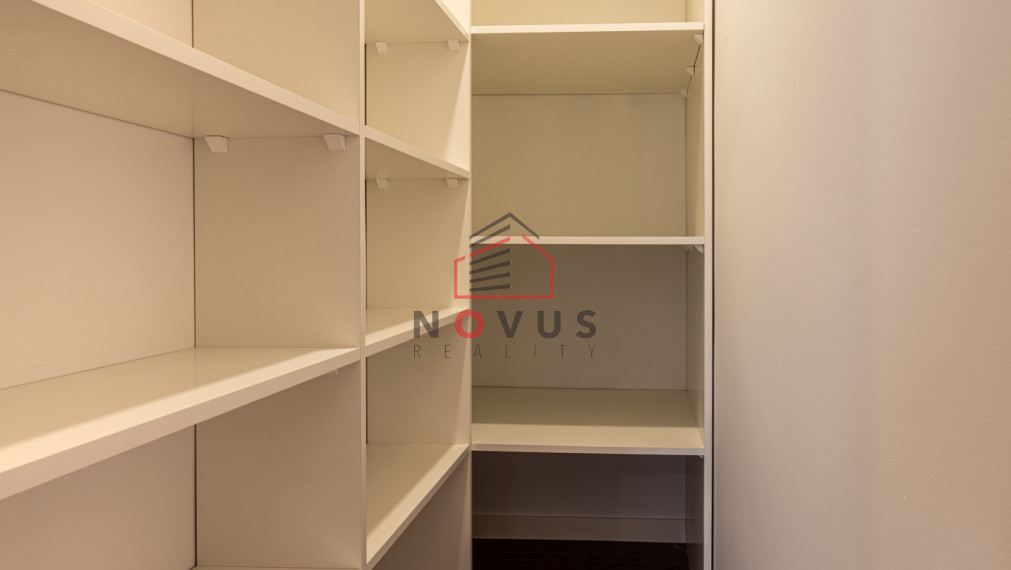 Nadštandartný 3 Izbový byt s garážou - Dubnica nad Váhom