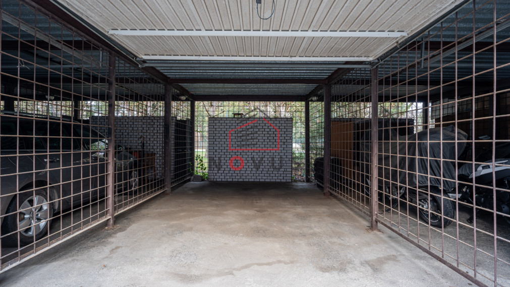 Nadštandartný 3 Izbový byt s garážou - Dubnica nad Váhom