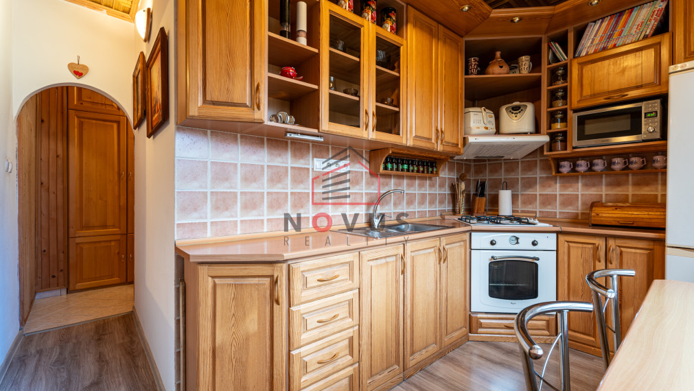 3 IZBOVÝ BYT Nová Dubnica