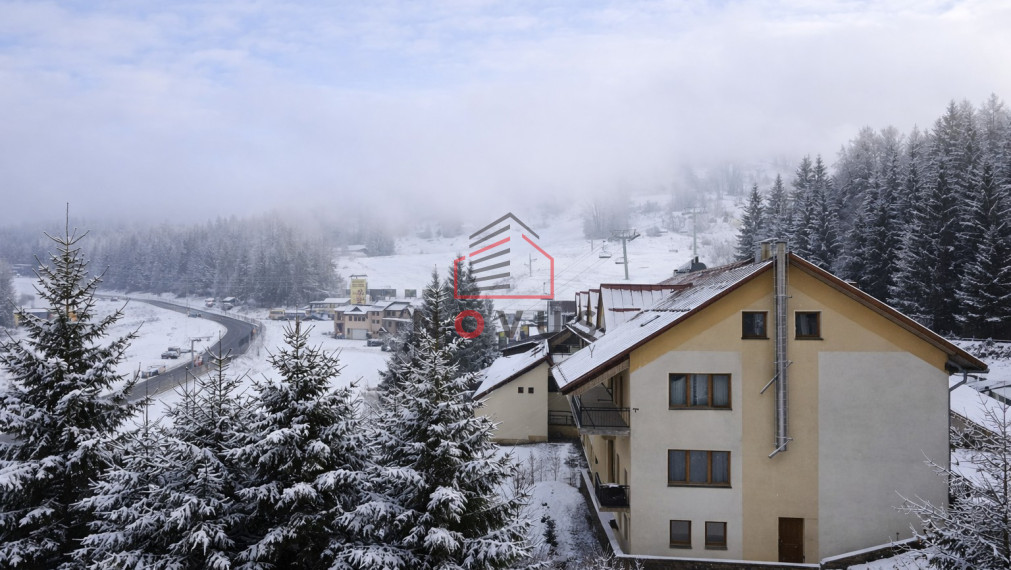 Rezervované!!Na predaj 2-izbový byt  46 m2, Donovaly – pri vleku Nová hoľa, balkón, parkovanie