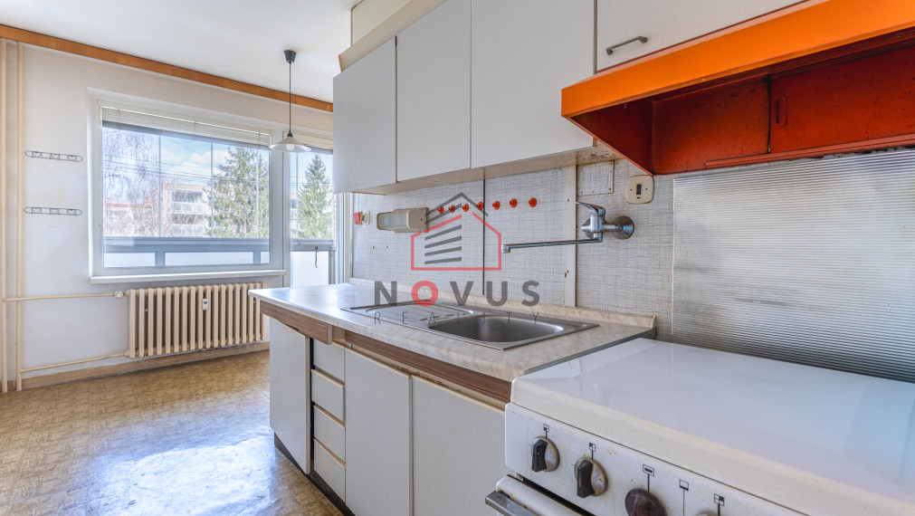 Na predaj 2 izbový byt,  Dubnica nad Váhom , 62 m2 , 2 balkóny, Centrum I