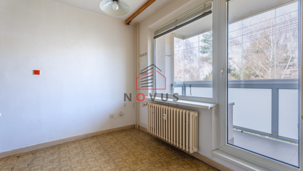 Na predaj 2 izbový byt,  Dubnica nad Váhom , 62 m2 , 2 balkóny, Centrum I