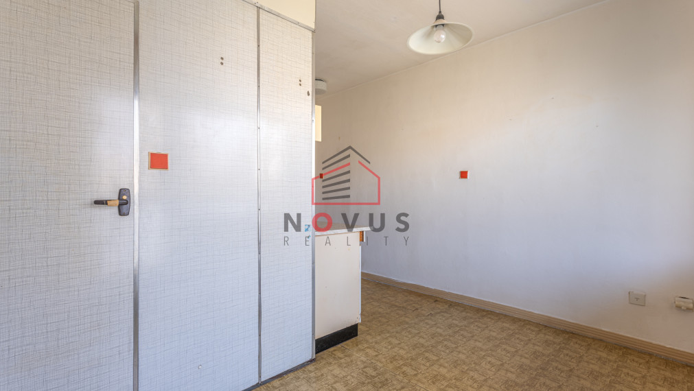 Na predaj 2 izbový byt,  Dubnica nad Váhom , 62 m2 , 2 balkóny, Centrum I