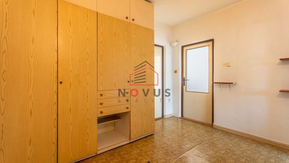 Na predaj 2 izbový byt,  Dubnica nad Váhom , 62 m2 , 2 balkóny, Centrum I