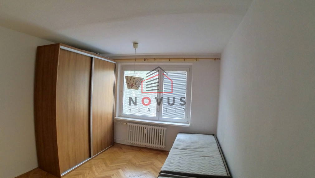 Na predaj 3 izbový byt, 80 m2, Dubnica n/V, Centrum 1,balkón,loggia