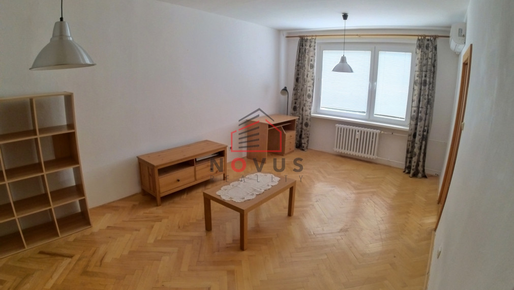 Na predaj 3 izbový byt, 80 m2, Dubnica n/V, Centrum 1,balkón,loggia