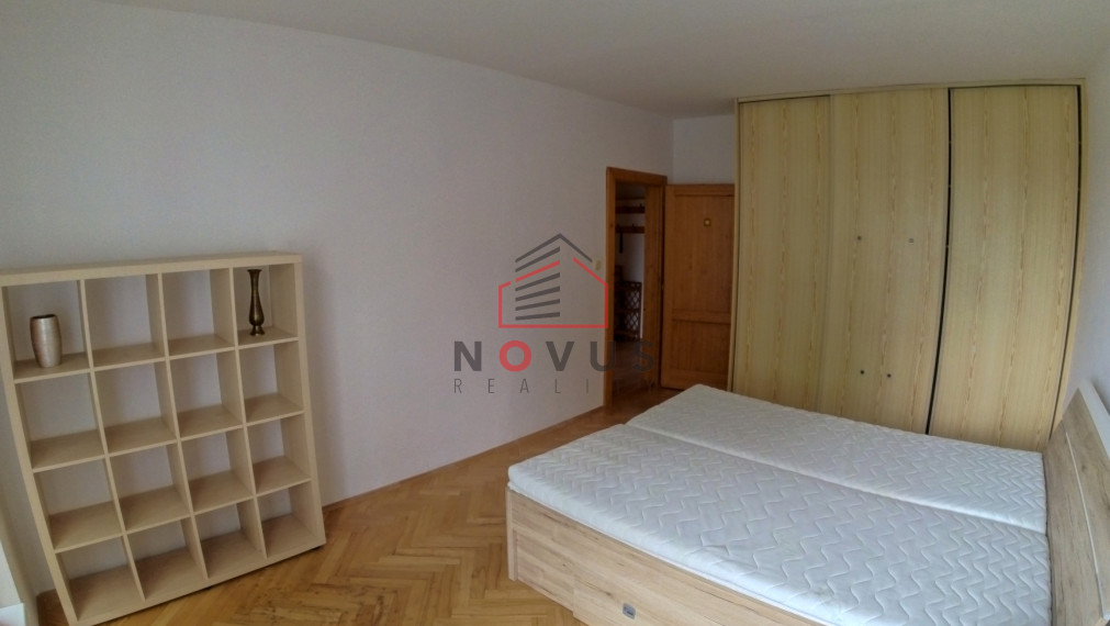 Na predaj 3 izbový byt, 80 m2, Dubnica n/V, Centrum 1,balkón,loggia