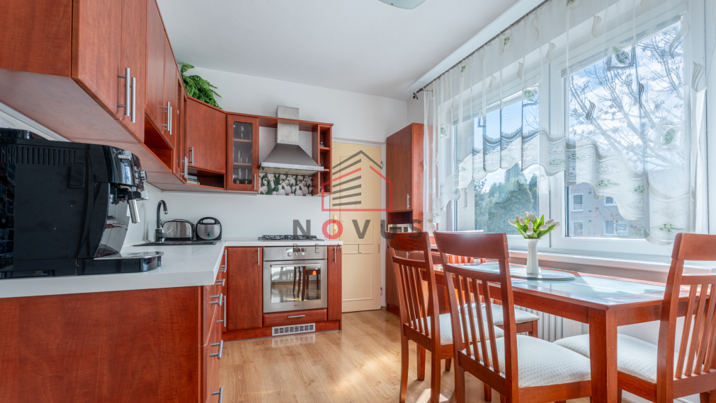 Na predaj 4 izbový byt, Nová Dubnica, ul. SNP