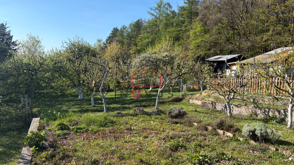 Na predaj záhradná chata s pozemkom 380 m2, Ilava-Lašteky