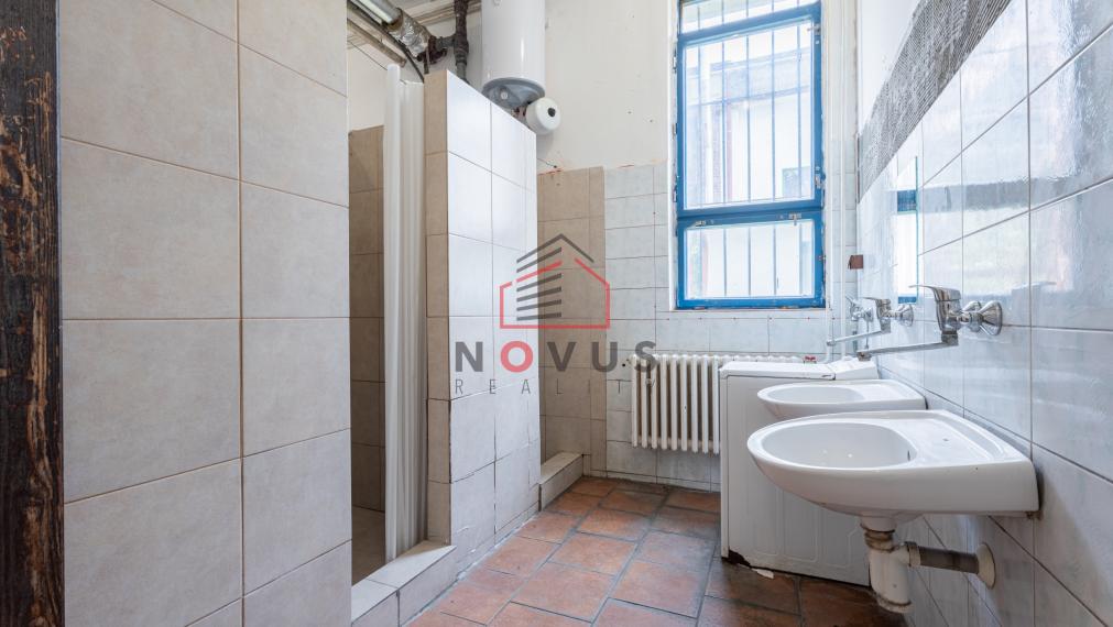Predaj | Výrobná hala s technológiami a zázemím | 1 018 m² | Dubnica nad Váhom