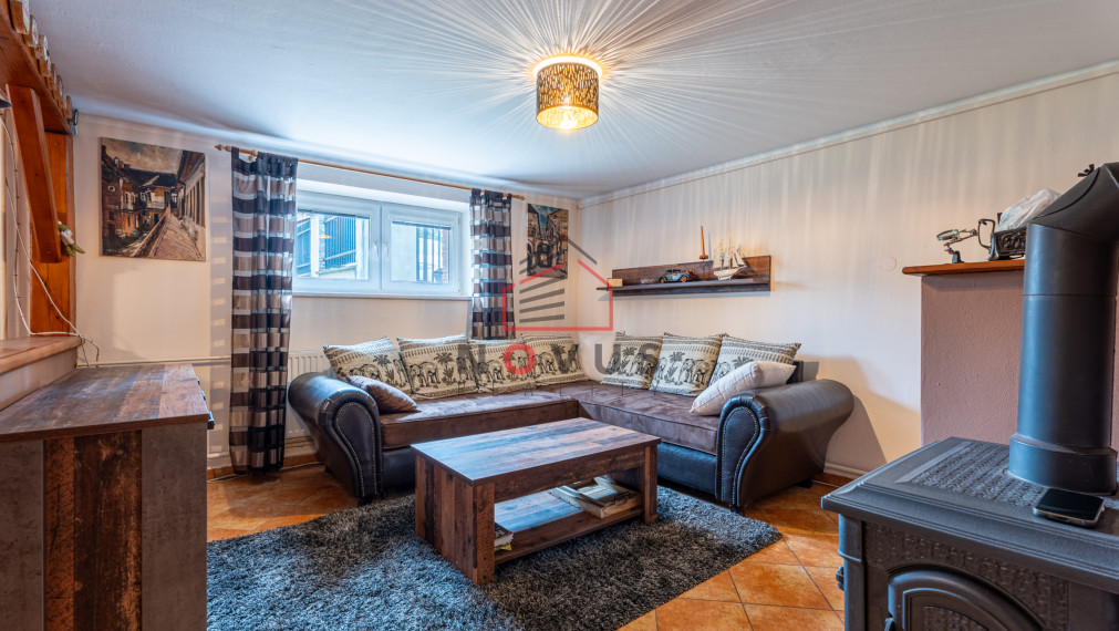 Rodinný dom s pozemkom 1524m² , Trenčianska Teplá – Príles