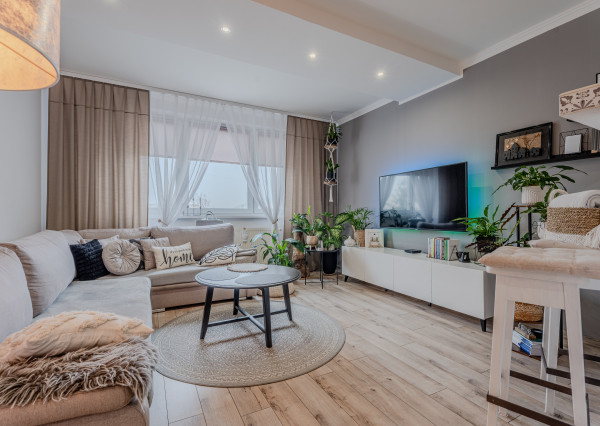 --PREDANÉ--Na predaj 4 izbový byt v Dubnici nad Váhom