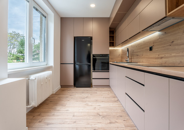 PREDANÉ - 2izbový byt,Nová Dubnica, Komenského sady,2balkóny