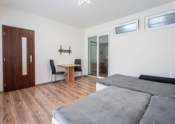 --PREDANÉ-- 1 izbový byt v Považskej Bystrici