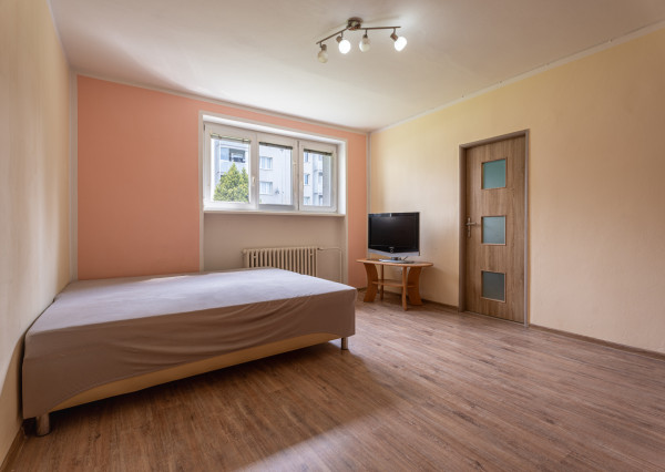 --PREDANÉ-- 1 izbový byt, Považská Bystrica