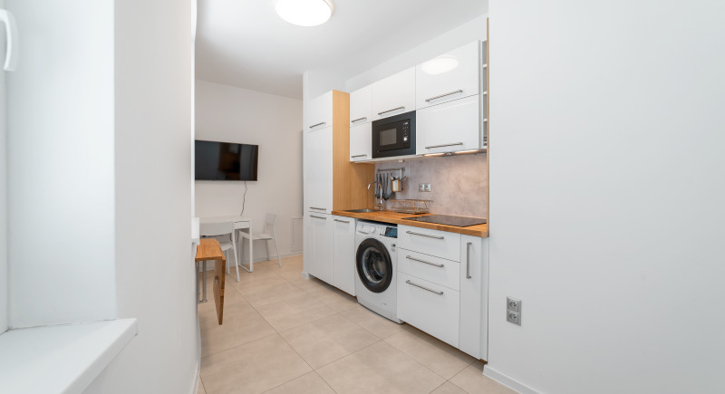 Na prenájom moderná garsónka 18,5 m2 ,Dubnica nad Váhom, ul.Obrancov mieru