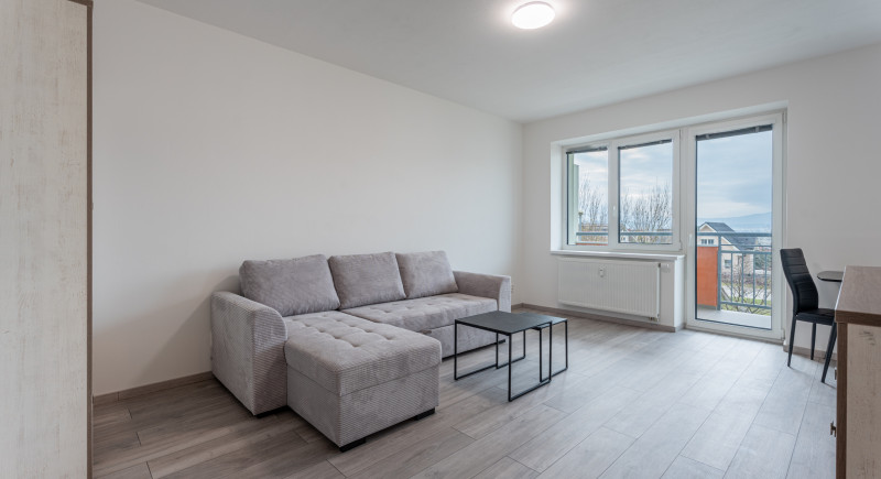 Na prenájom 1,5 izbový byt ,46 m2,Dubnica nad Váhom,ul.Hasičská