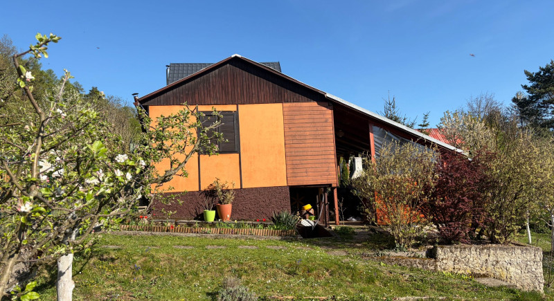Na predaj záhradná chata s pozemkom 380 m2, Ilava-Lašteky