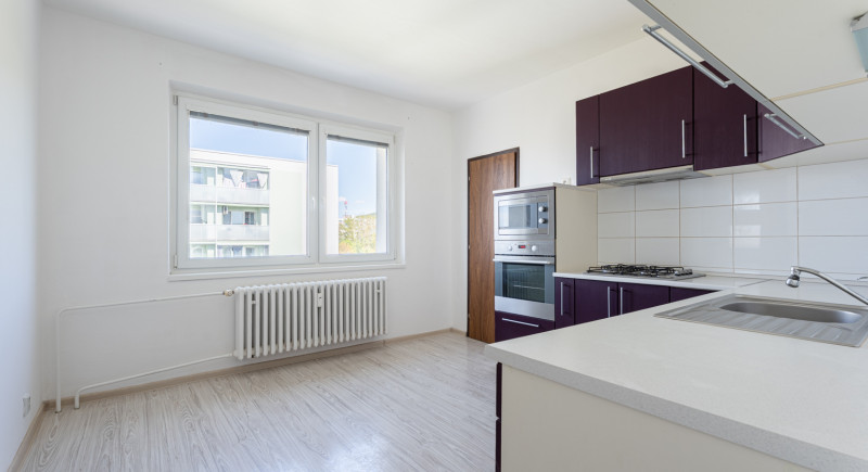 Na predaj 3 izbový byt, 68 m2, Dubnica nad Váhom, Pod hájom